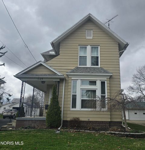Photo of 149 Walnut Street, Bellevue, OH 44811 (MLS # 10005062)