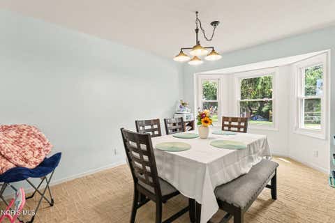 Tiny photo for 2227 Glenrose Lane, Maumee, OH 43537 (MLS # 10010099)