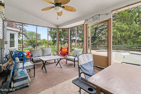Tiny photo for 2227 Glenrose Lane, Maumee, OH 43537 (MLS # 10010099)