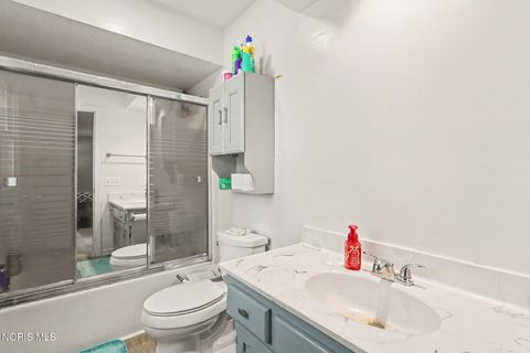 Tiny photo for 2227 Glenrose Lane, Maumee, OH 43537 (MLS # 10010099)