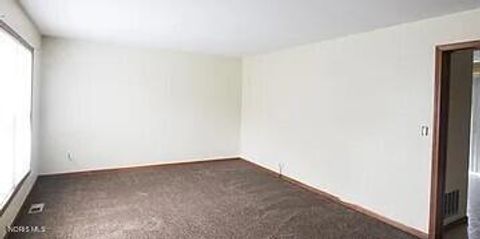 Tiny photo for 3223 Glenwood Avenue, Toledo, OH 43610 (MLS # 10010607)