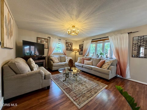 Tiny photo for 6109 Everwood Road, Toledo, OH 43613 (MLS # 10010552)