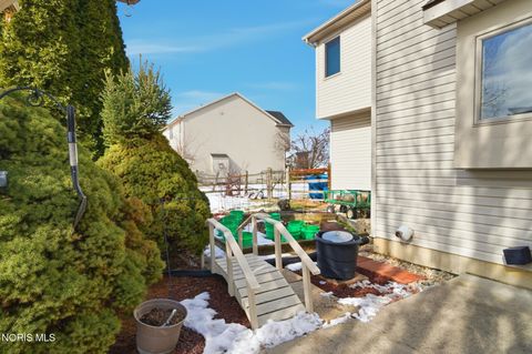 Tiny photo for 7223 Hunters Chase, Maumee, OH 43537 (MLS # 10004106)
