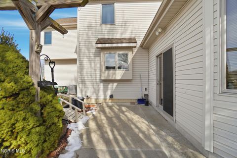 Tiny photo for 7223 Hunters Chase, Maumee, OH 43537 (MLS # 10004106)