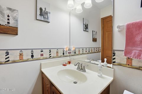 Tiny photo for 7223 Hunters Chase, Maumee, OH 43537 (MLS # 10004106)