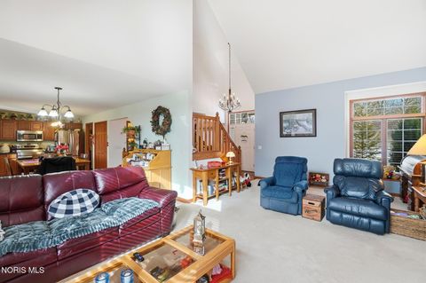 Tiny photo for 7223 Hunters Chase, Maumee, OH 43537 (MLS # 10004106)