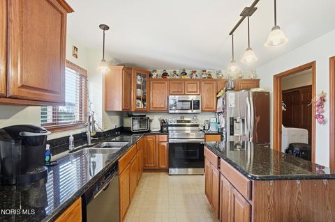 Tiny photo for 7223 Hunters Chase, Maumee, OH 43537 (MLS # 10004106)