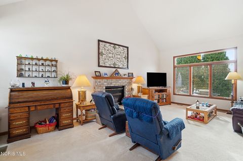 Tiny photo for 7223 Hunters Chase, Maumee, OH 43537 (MLS # 10004106)