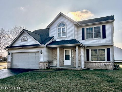 Photo of 7723 Sylvan Oaks Way, Sylvania, OH 43560 (MLS # 10002548)