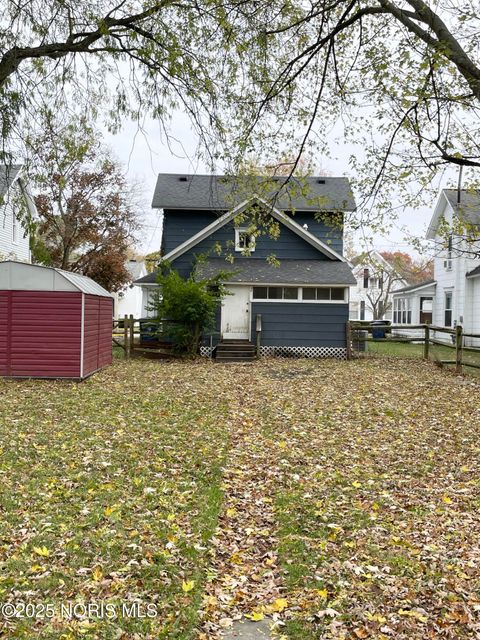 Tiny photo for 446 S Grove Street, Bowling Green, OH 43402 (MLS # 10001050)