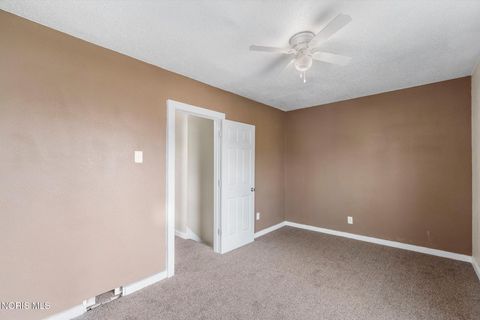 Tiny photo for 822 Delence Street, Toledo, OH 43605 (MLS # 10006523)