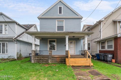 Tiny photo for 822 Delence Street, Toledo, OH 43605 (MLS # 10006523)