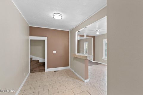 Tiny photo for 822 Delence Street, Toledo, OH 43605 (MLS # 10006523)