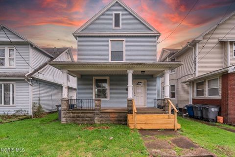 Photo of 822 Delence Street, Toledo, OH 43605 (MLS # 10006523)