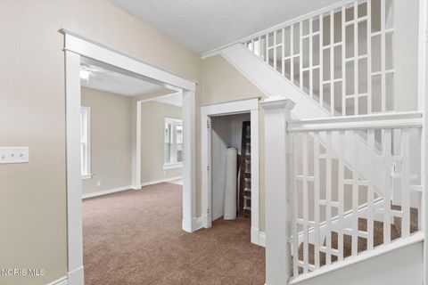 Tiny photo for 822 Delence Street, Toledo, OH 43605 (MLS # 10006523)