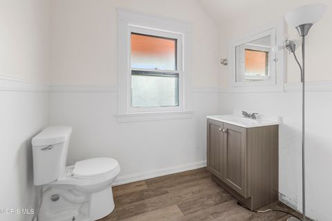 Tiny photo for 421 Cincinnati Street, Toledo, OH 43611 (MLS # 10008588)