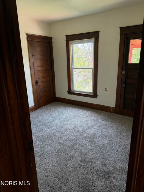 Tiny photo for 421 Cincinnati Street, Toledo, OH 43611 (MLS # 10008588)