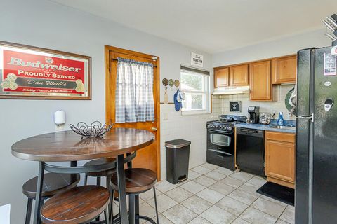 Tiny photo for 4912 Burnham Avenue, Toledo, OH 43612 (MLS # 10000012)