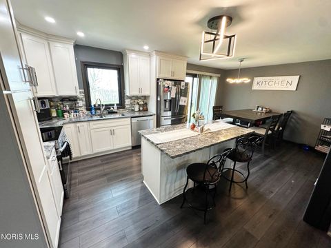 Tiny photo for 340 Hillshafer Drive, Findlay, OH 45840 (MLS # 10005617)