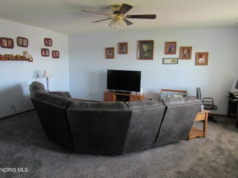 Tiny photo for 8437 18 Road, Bryan, OH 43506 (MLS # 10006129)