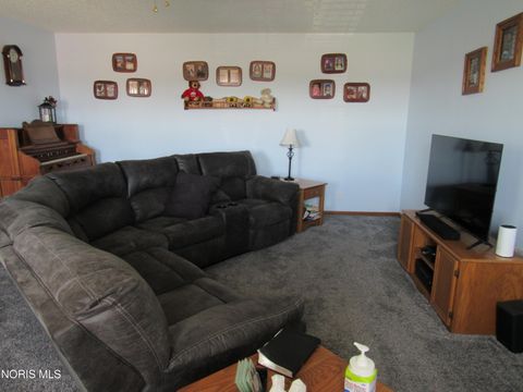 Tiny photo for 8437 18 Road, Bryan, OH 43506 (MLS # 10006129)