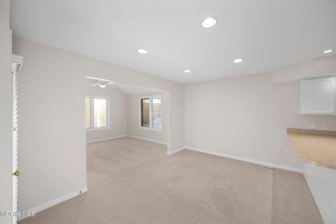 Tiny photo for 4347 Crystal Ridge Drive, Maumee, OH 43537 (MLS # 10004098)