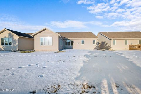 Tiny photo for 4347 Crystal Ridge Drive, Maumee, OH 43537 (MLS # 10004098)