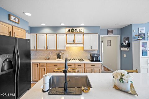 Tiny photo for 16103 S Normandy Road, Perrysburg, OH 43551 (MLS # 10005033)