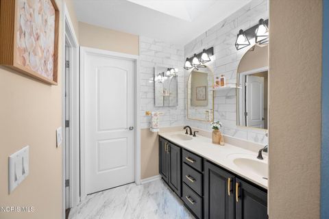 Tiny photo for 16103 S Normandy Road, Perrysburg, OH 43551 (MLS # 10005033)