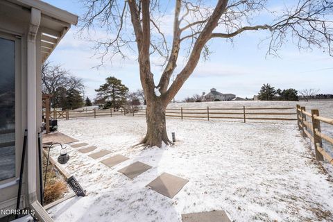 Tiny photo for 16103 S Normandy Road, Perrysburg, OH 43551 (MLS # 10005033)