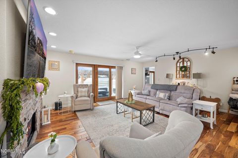 Tiny photo for 16103 S Normandy Road, Perrysburg, OH 43551 (MLS # 10005033)