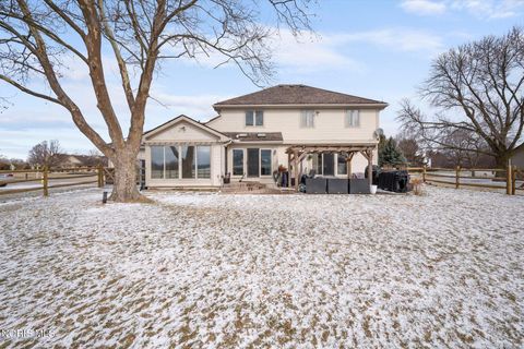 Tiny photo for 16103 S Normandy Road, Perrysburg, OH 43551 (MLS # 10005033)