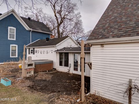 Tiny photo for 1195 Farnsworth Road, Waterville, OH 43566 (MLS # 10005388)