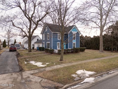 Photo of 1195 Farnsworth Road, Waterville, OH 43566 (MLS # 10005388)