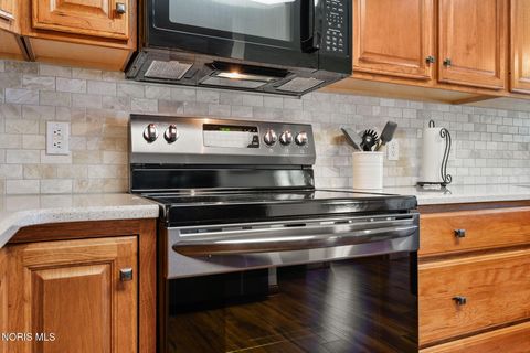 Tiny photo for 6041 Tournament Drive, Waterville, OH 43566 (MLS # 10006837)