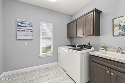 Tiny photo for 9599 Newbury Lane, Whitehouse, OH 43571 (MLS # 10008224)