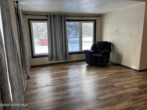 Tiny photo for 335 Windsor Lane, Gibsonburg, OH 43431 (MLS # 10002362)