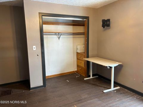 Tiny photo for 335 Windsor Lane, Gibsonburg, OH 43431 (MLS # 10002362)