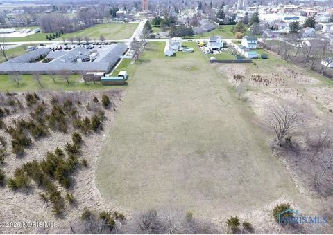 Tiny photo for 335 Windsor Lane, Gibsonburg, OH 43431 (MLS # 10002362)