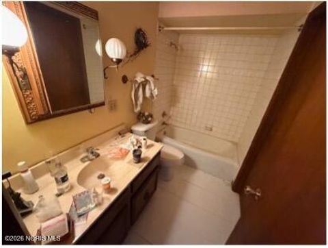 Tiny photo for 1236 Eastland Drive, Oregon, OH 43616 (MLS # 10002780)