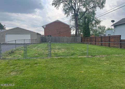 Tiny photo for 2519 Lima Avenue, Toledo, OH 43613 (MLS # 10011565)