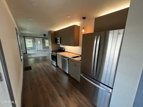 Tiny photo for 2519 Lima Avenue, Toledo, OH 43613 (MLS # 10011565)
