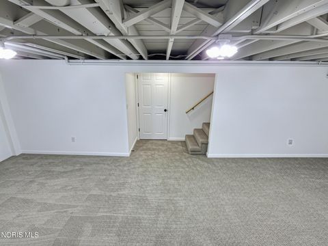Tiny photo for 2324 Ward Street, Toledo, OH 43609 (MLS # 10010293)