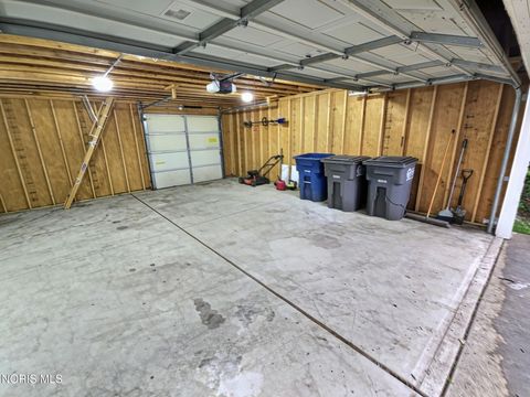 Tiny photo for 2324 Ward Street, Toledo, OH 43609 (MLS # 10010293)