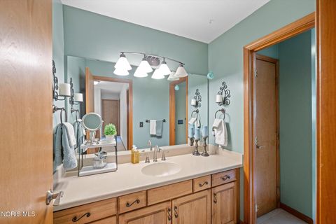 Tiny photo for 2252 Cedarwood Drive, Maumee, OH 43537 (MLS # 10009452)