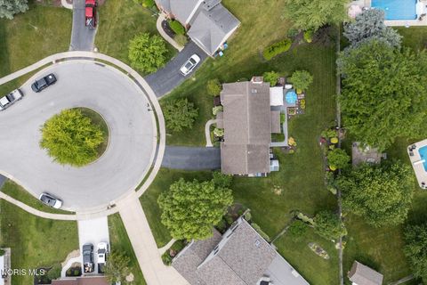 Tiny photo for 2252 Cedarwood Drive, Maumee, OH 43537 (MLS # 10009452)