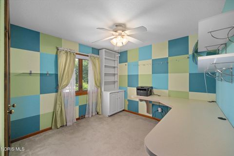 Tiny photo for 2252 Cedarwood Drive, Maumee, OH 43537 (MLS # 10009452)