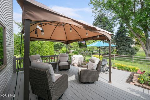 Tiny photo for 2252 Cedarwood Drive, Maumee, OH 43537 (MLS # 10009452)