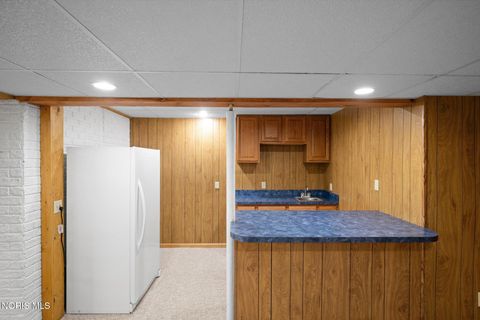 Tiny photo for 2252 Cedarwood Drive, Maumee, OH 43537 (MLS # 10009452)