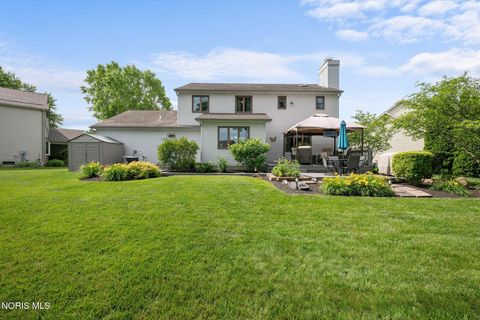Tiny photo for 2252 Cedarwood Drive, Maumee, OH 43537 (MLS # 10009452)